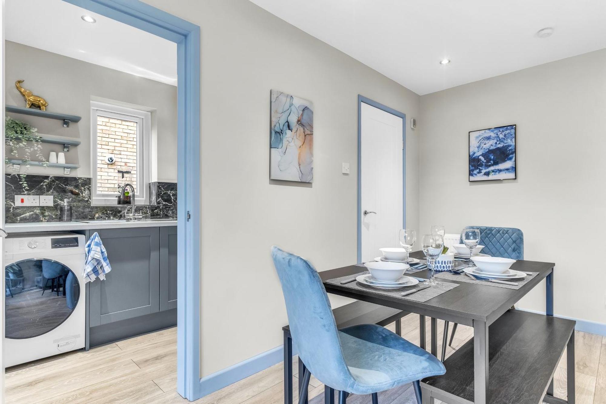 Mk 2-Bedroom Contractor'S Gem, 5 Beds, Sleeps 6, Free Parking Milton Keynes Zewnętrze zdjęcie